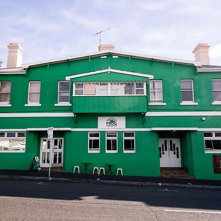 The Pickled Frog Hostel โฮบาร์ต ภายนอก รูปภาพ
